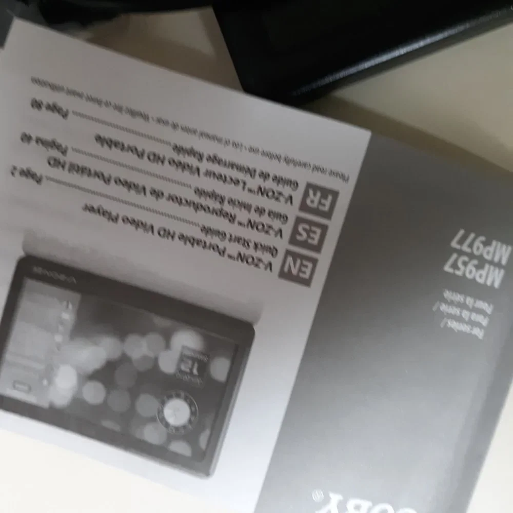 COBY PORTABLE HD VIDEO PLAYER