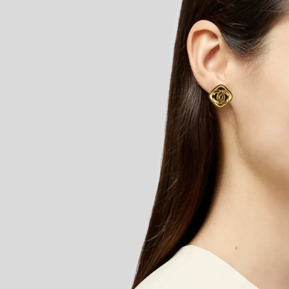 Chanel Vintage CC Gold Diamond-Shaped Earrings