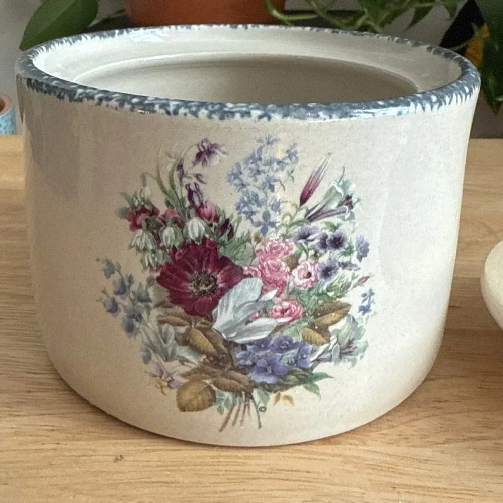 Home and Garden Party Stoneware Farmhouse Floral Pattern Butter Box With Lid
