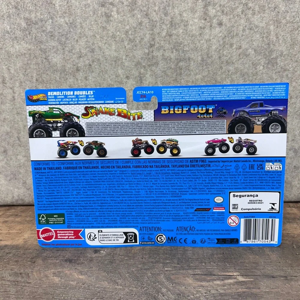 Hot Wheels Monster Trucks‎ Demolition Doubles Snakebite Bigfoot 2 Pack NEW 2025
