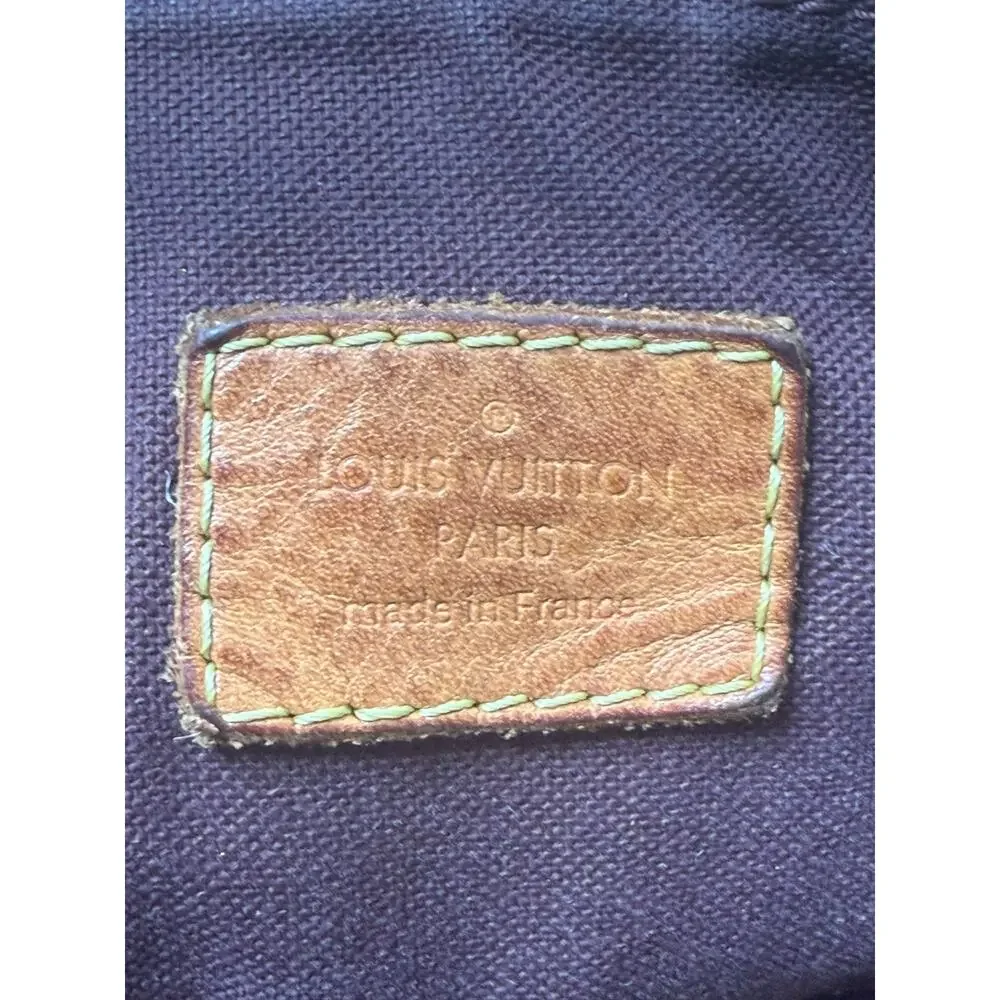 Louis Vuitton Berri PM Shoulder Bag Brown Monogram Canvas
