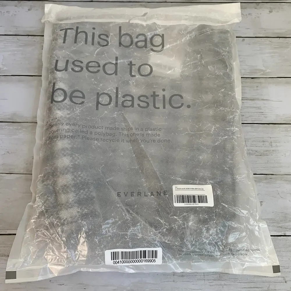NWT Everlane The Alpaca Patterned Scarf in Gray‎ Check Christmas Gift