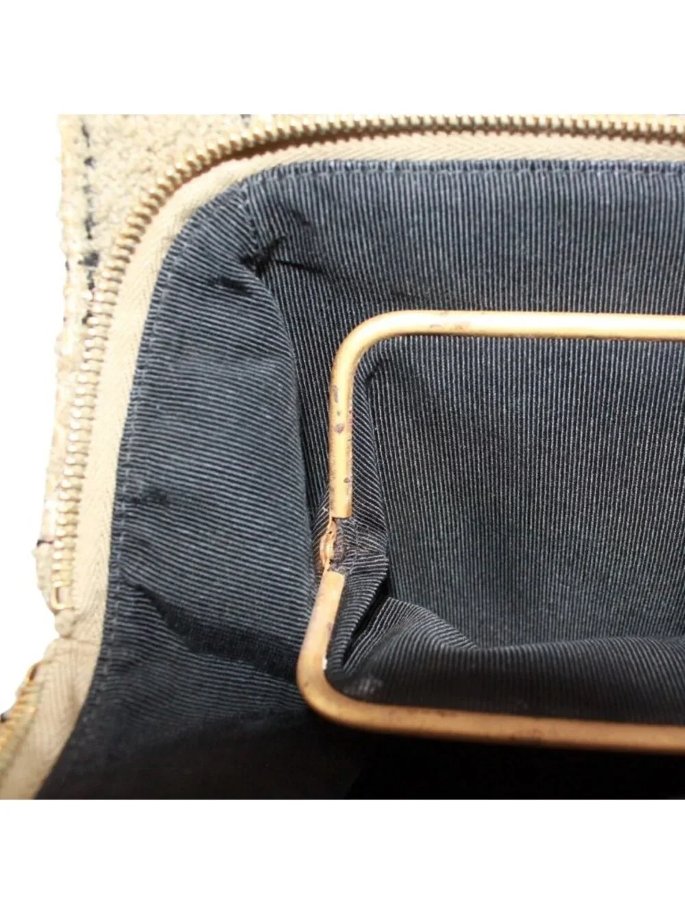 Chanel Tweed Pink Beige Shoulder Bag Gold