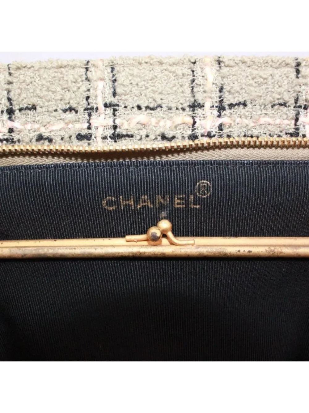 Chanel Tweed Pink Beige Shoulder Bag Gold