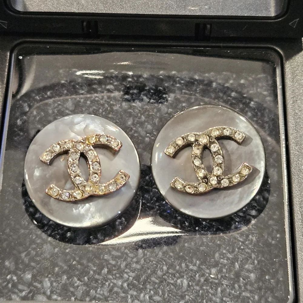 CHANEL Pearl Gray and Gold Crystal Earrings