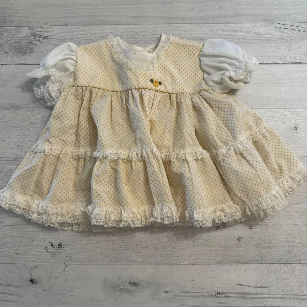 Vintage Mini world girls yellow polka dot dress‎ 9-12 months