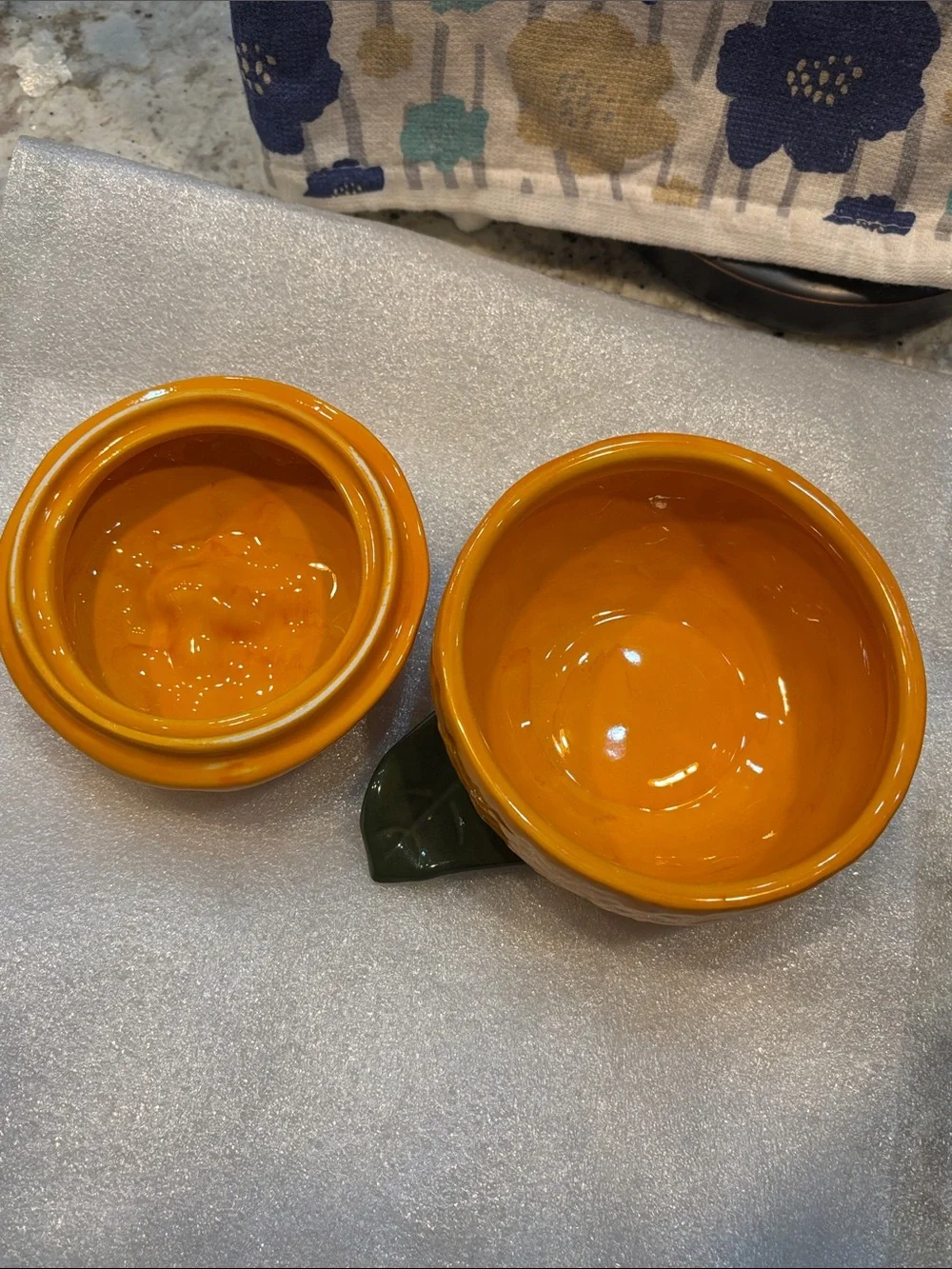 Anthropologie Valencia Stoneware Orange Citrus Canister Hand painted Decor