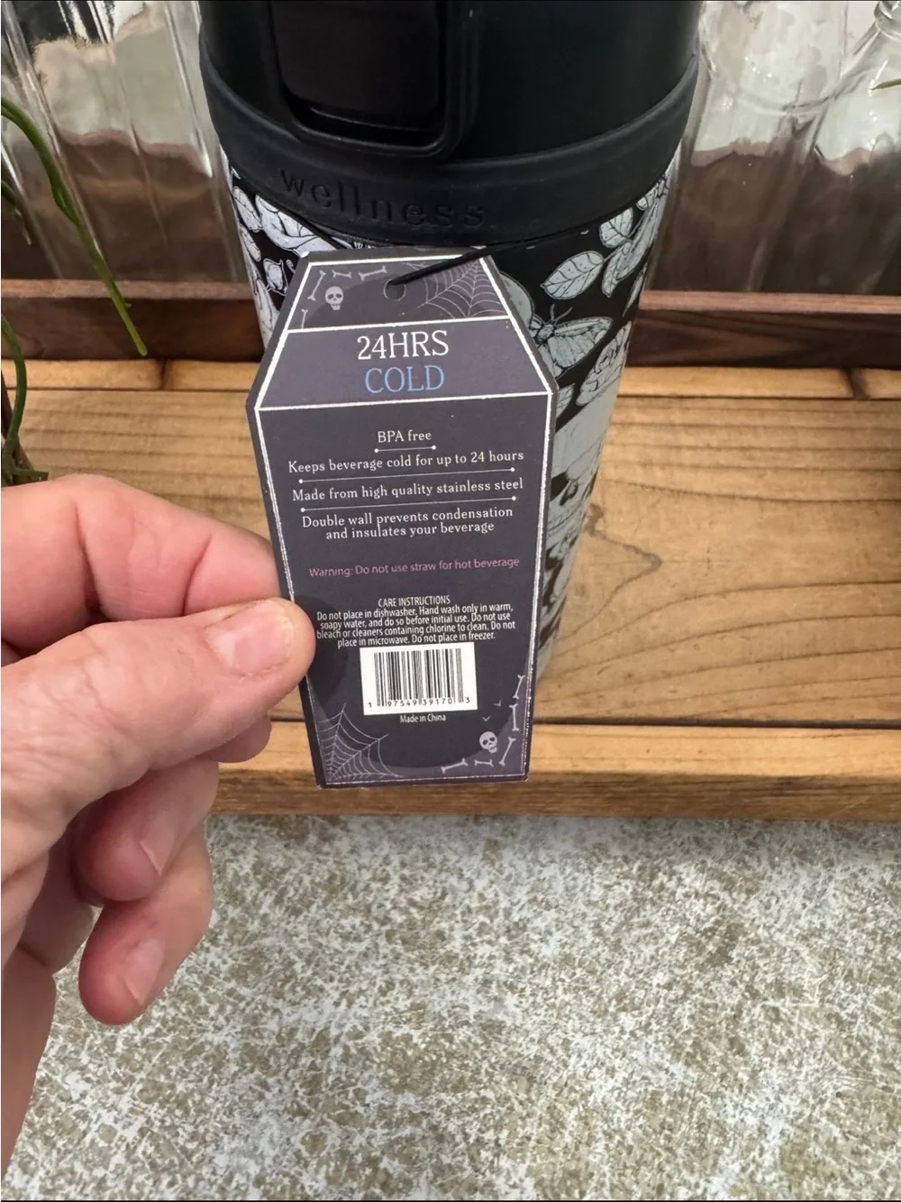 WELLNESS SKULL & ROSES BLK/WHITE STAINLESS STEEL WATER BOTTLE NEW