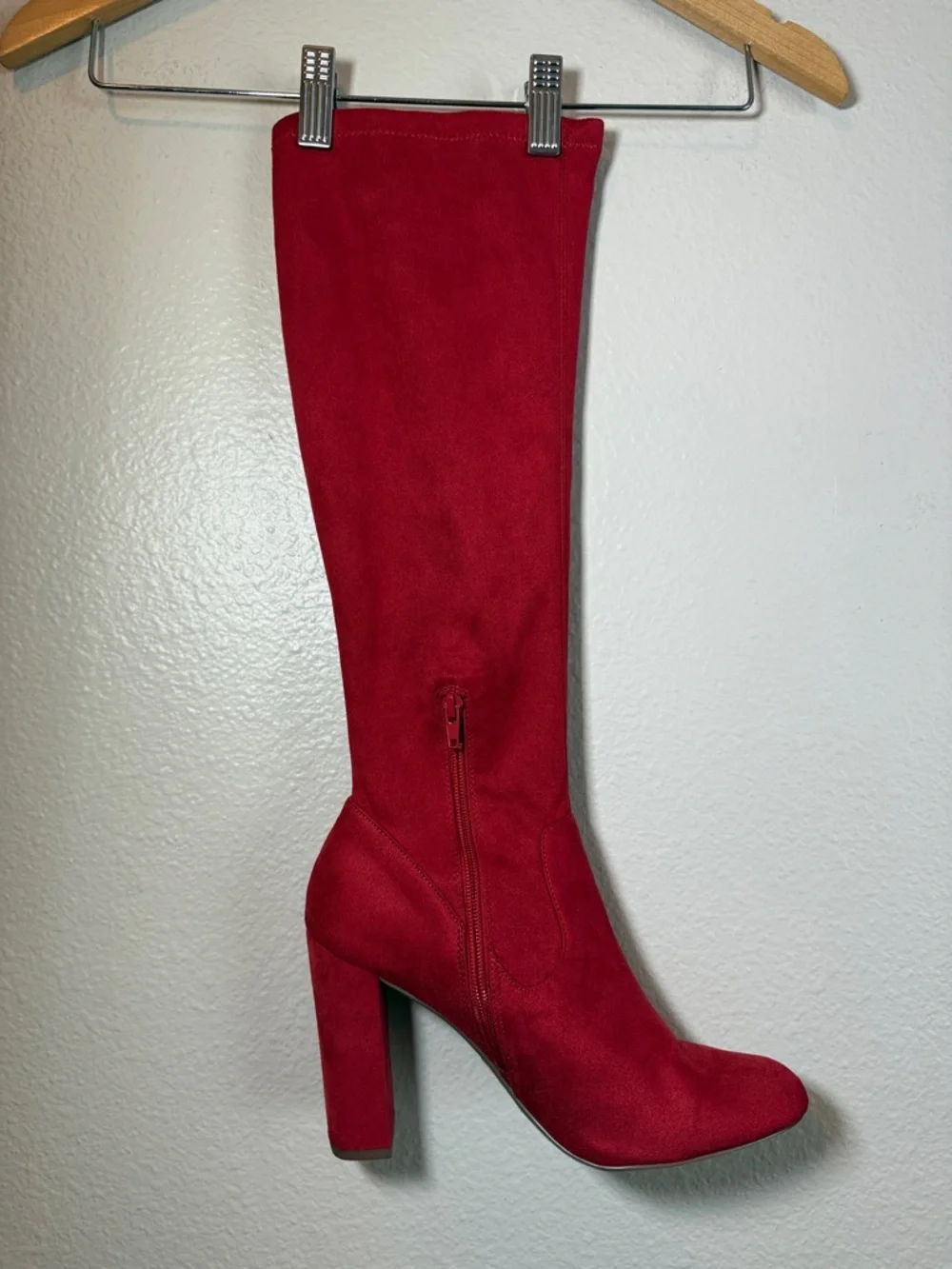 Red Faux Suede Knee High Boots SZ 9 Heart In D Block Heel Night Out Go Go Winter
