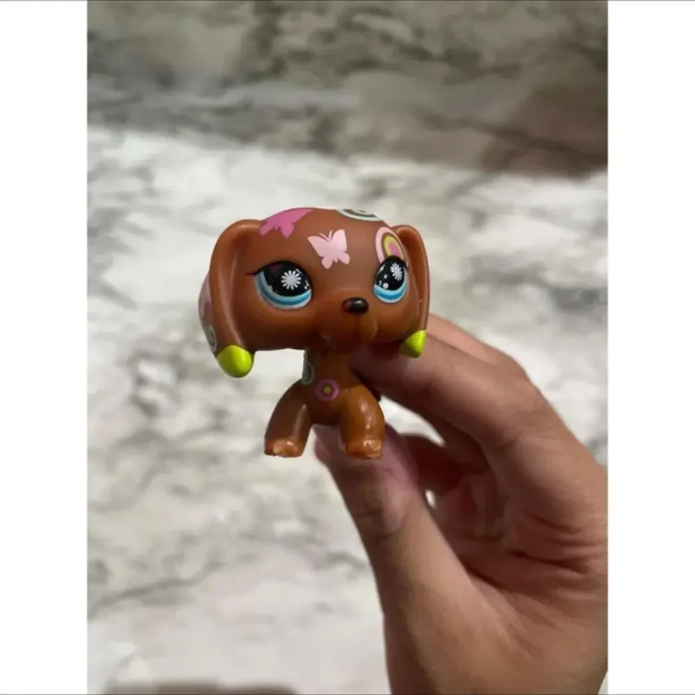 Littlest pet shop dachshund postcard
