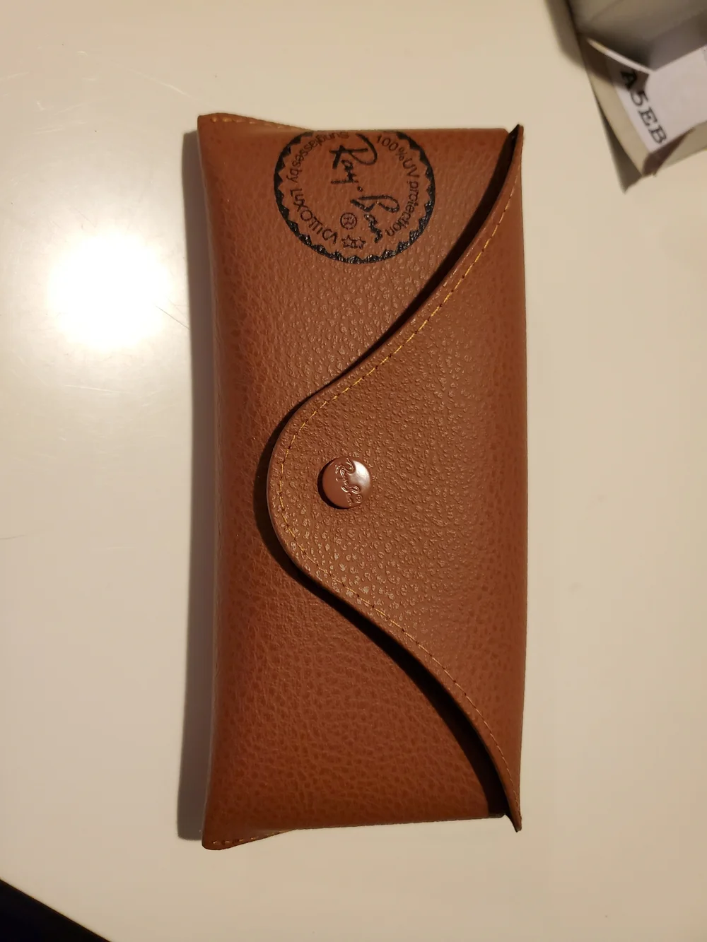 Ray-Ban Men’s Classic Aviator Sunglasses with Brown Case