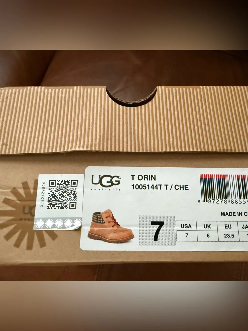 UGG Toddler/baby Tan Suede Boots with Red Laces NWT
