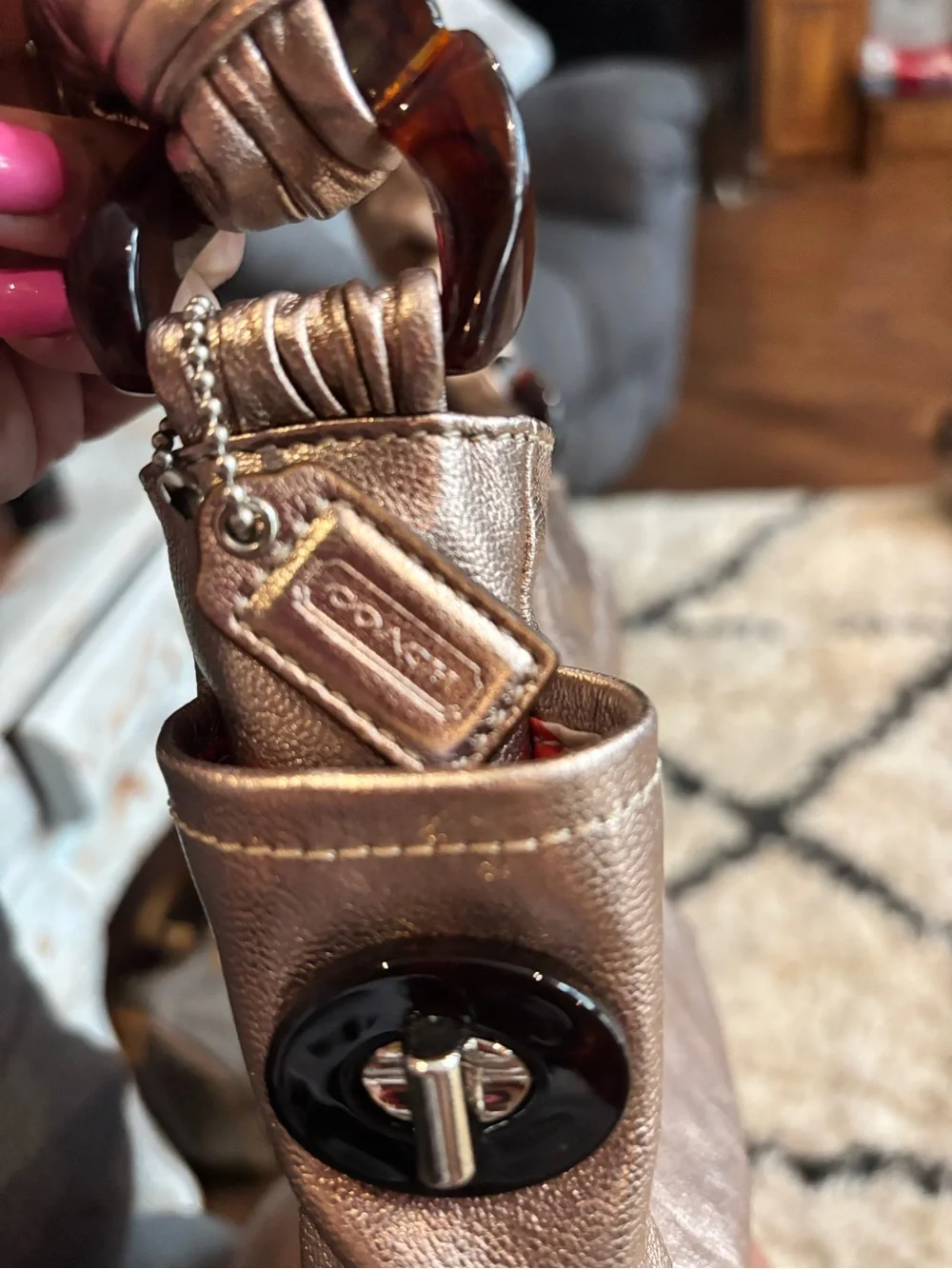 Authentic Coach Metallic Leather Knot Shoulder Bag Tortoiseshell Y2K #42334⁠ COA