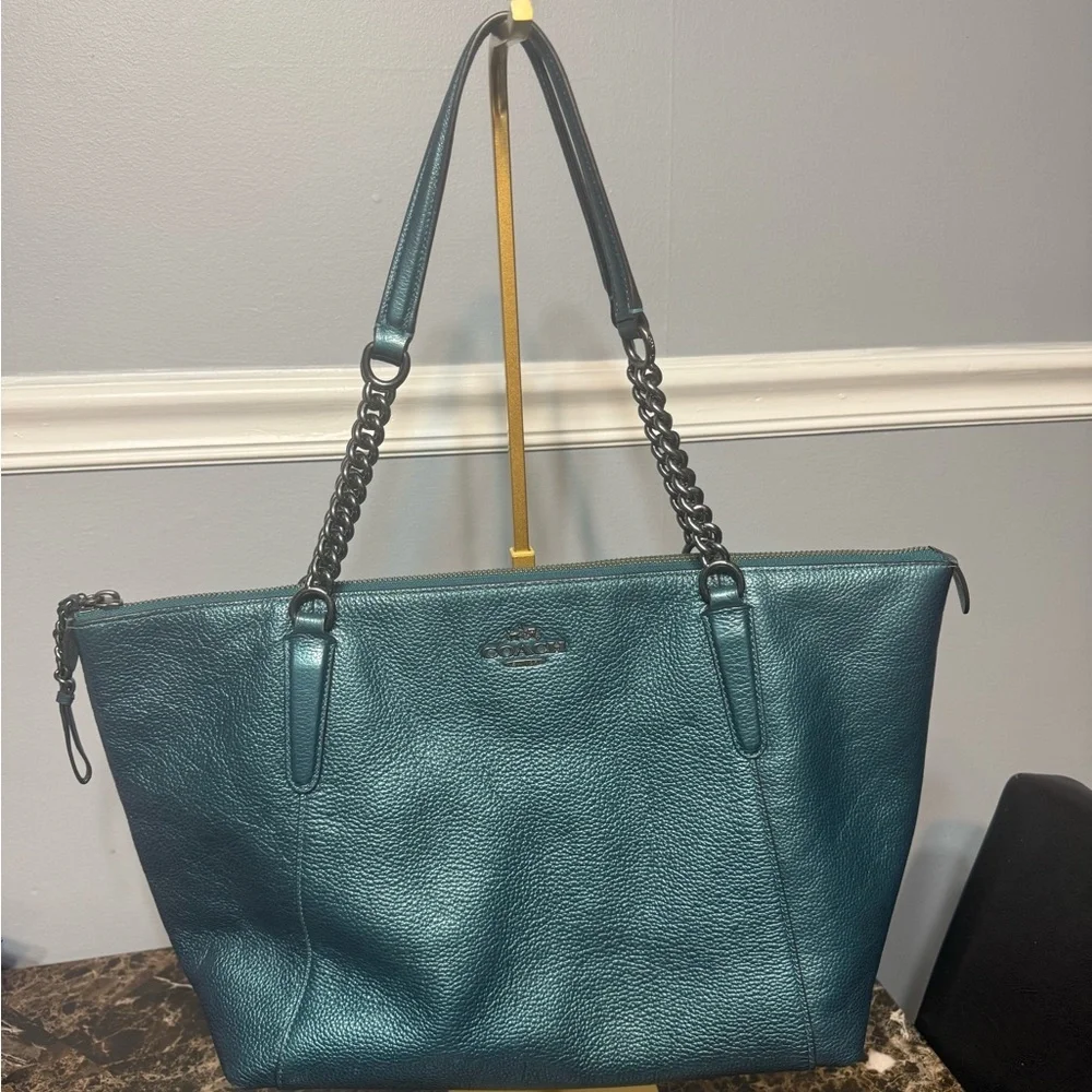 Coach Ava Chain Tote – Metallic Teal Pebble Leather