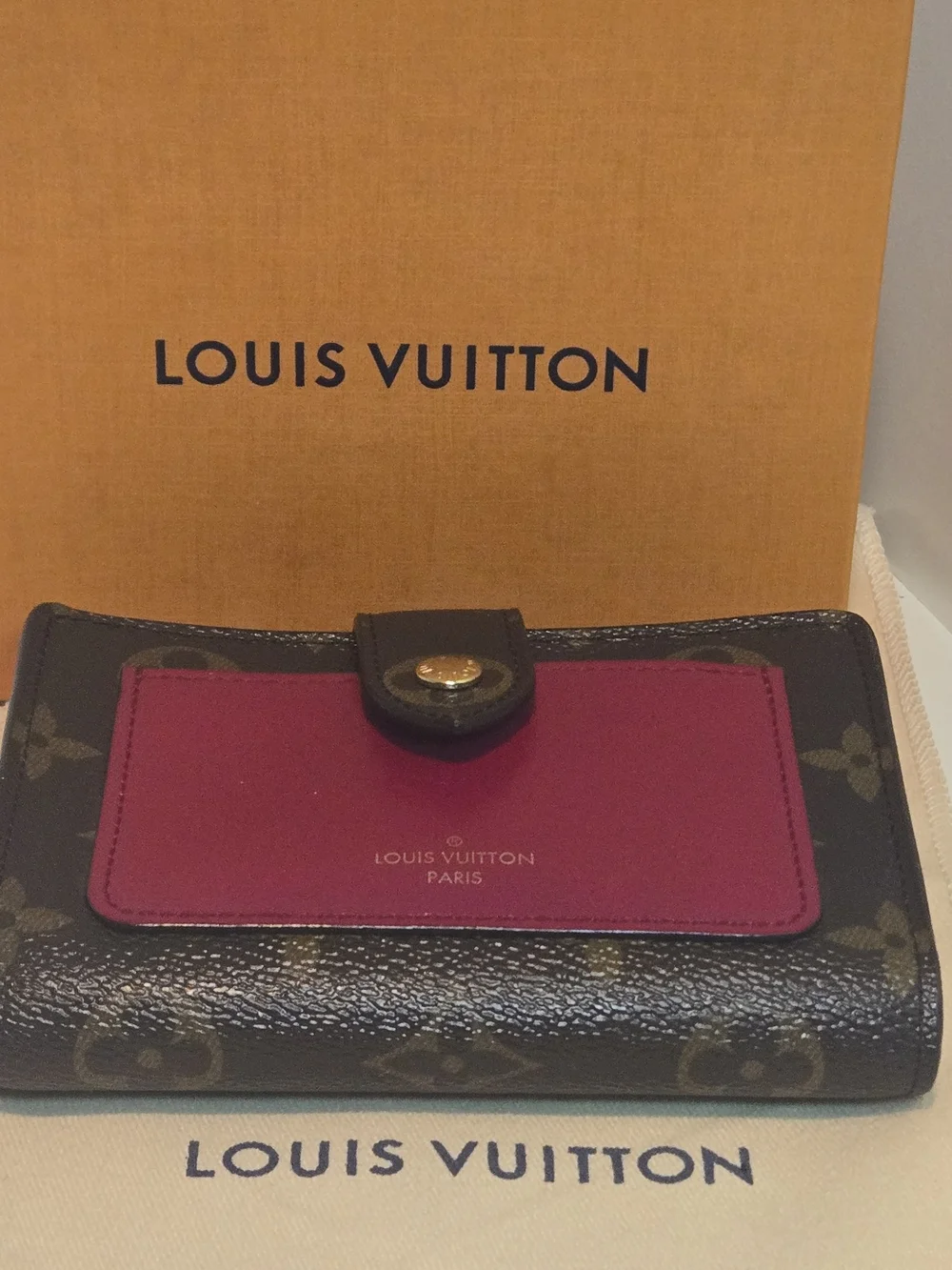Louis Vuitton Women’s Monogram Wallet in Burgundy