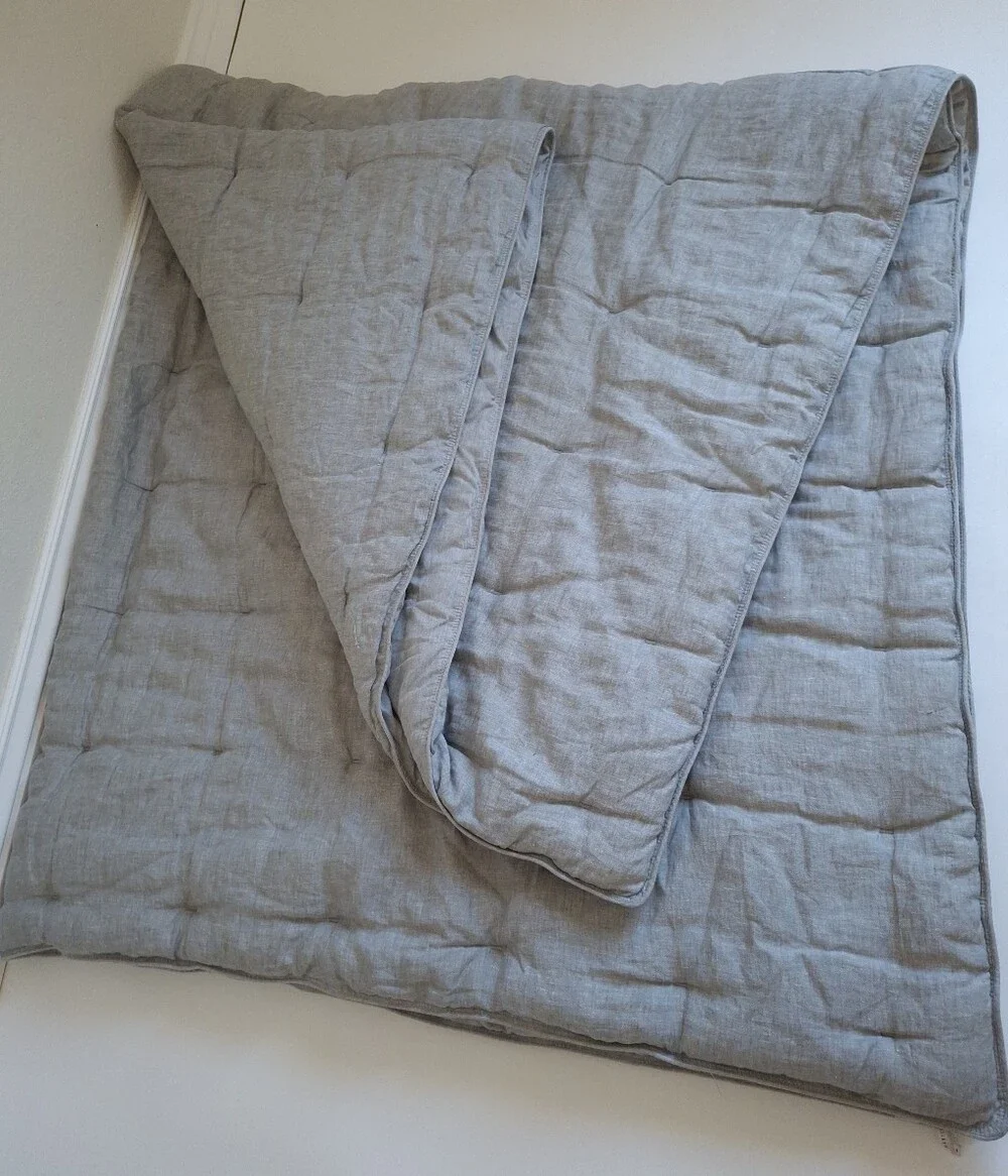 Pottery Barn Belgian Flax Linen Tufted Comforter Queen Size