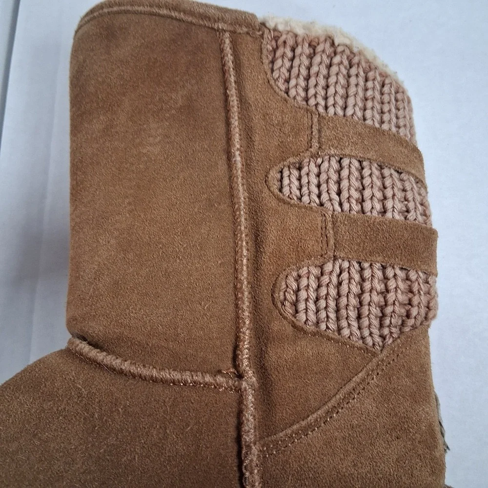 Bearpaw Boshie Youth HIckory Tan Boots Buckle size 5 Suede Sheepskin Wool Lining