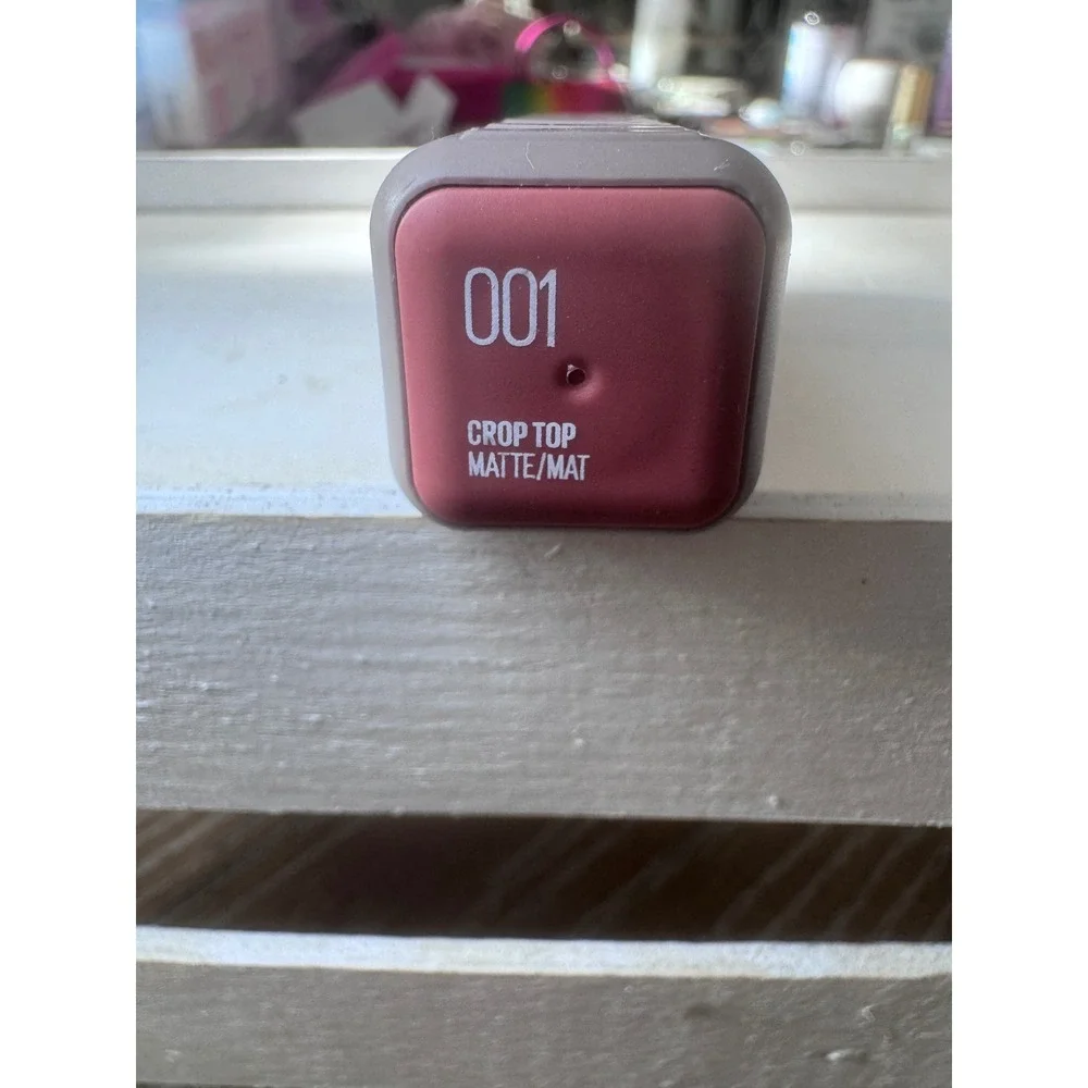 Maybelline New York Ultimatte Slim Lipstick 001 Crop Top Matte Pink 0.12oz