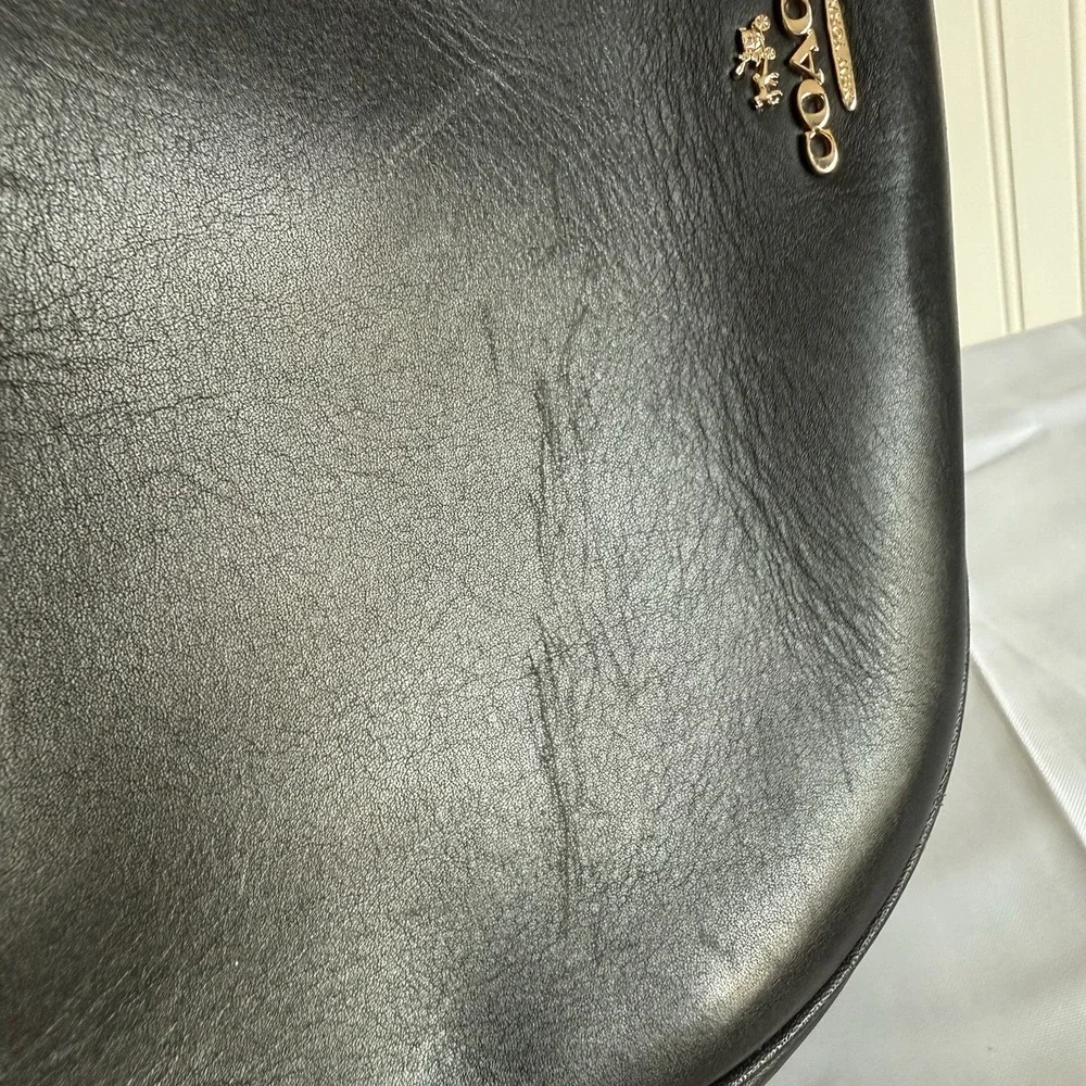 Coach Nomad Black Leather Gold Crescent Hobo Shoulder Bag Purse Handbag 54446