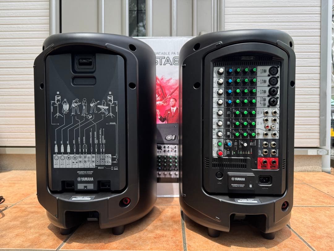 YAMAHA STAGEPAS 600BT Portable PA System