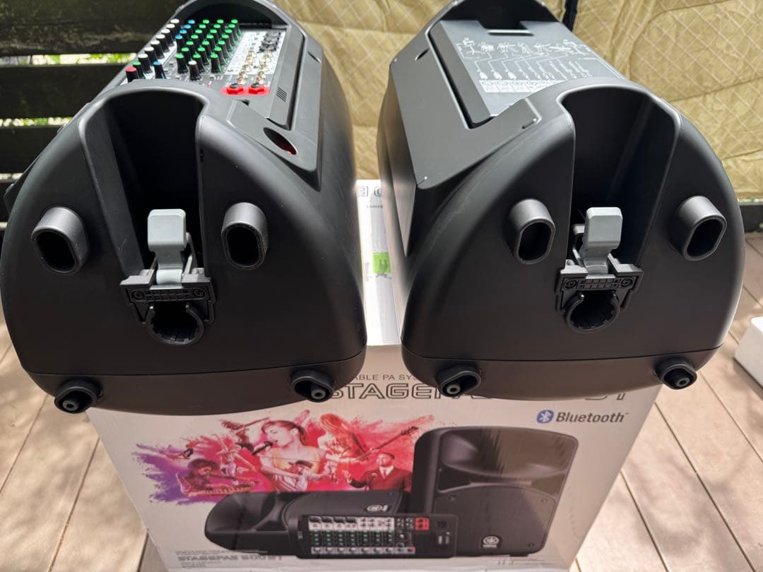 YAMAHA STAGEPAS 600BT Portable PA System
