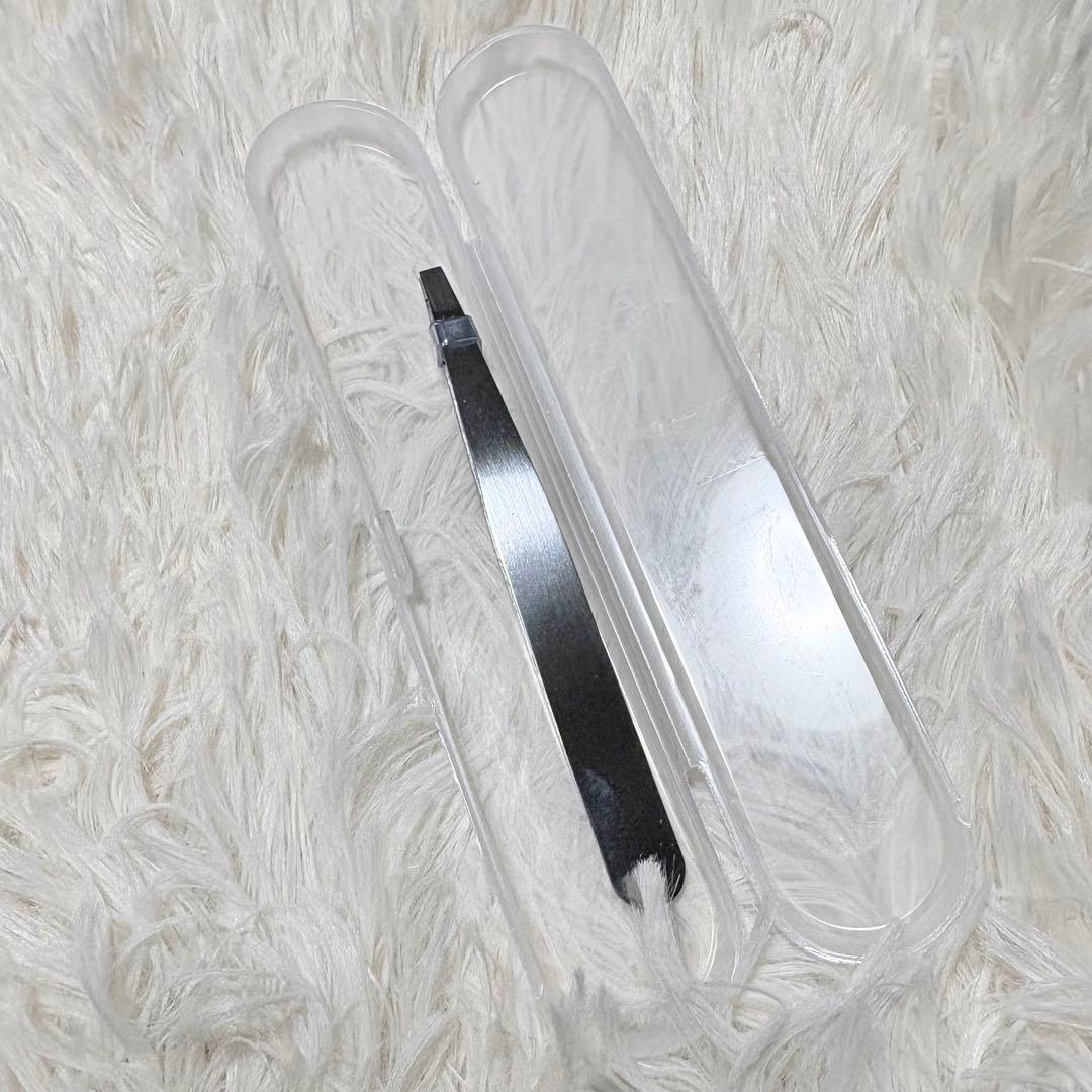 Tweezers with Case, Eyebrow Tweezers, Facial Hair Tweezers, Silver, Flat Tip, Silver, Precision Tweezers