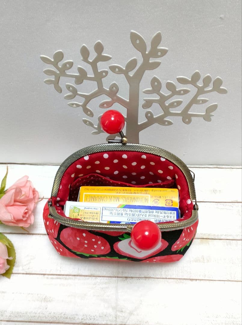 Rose and Strawberry Candy Pouch!