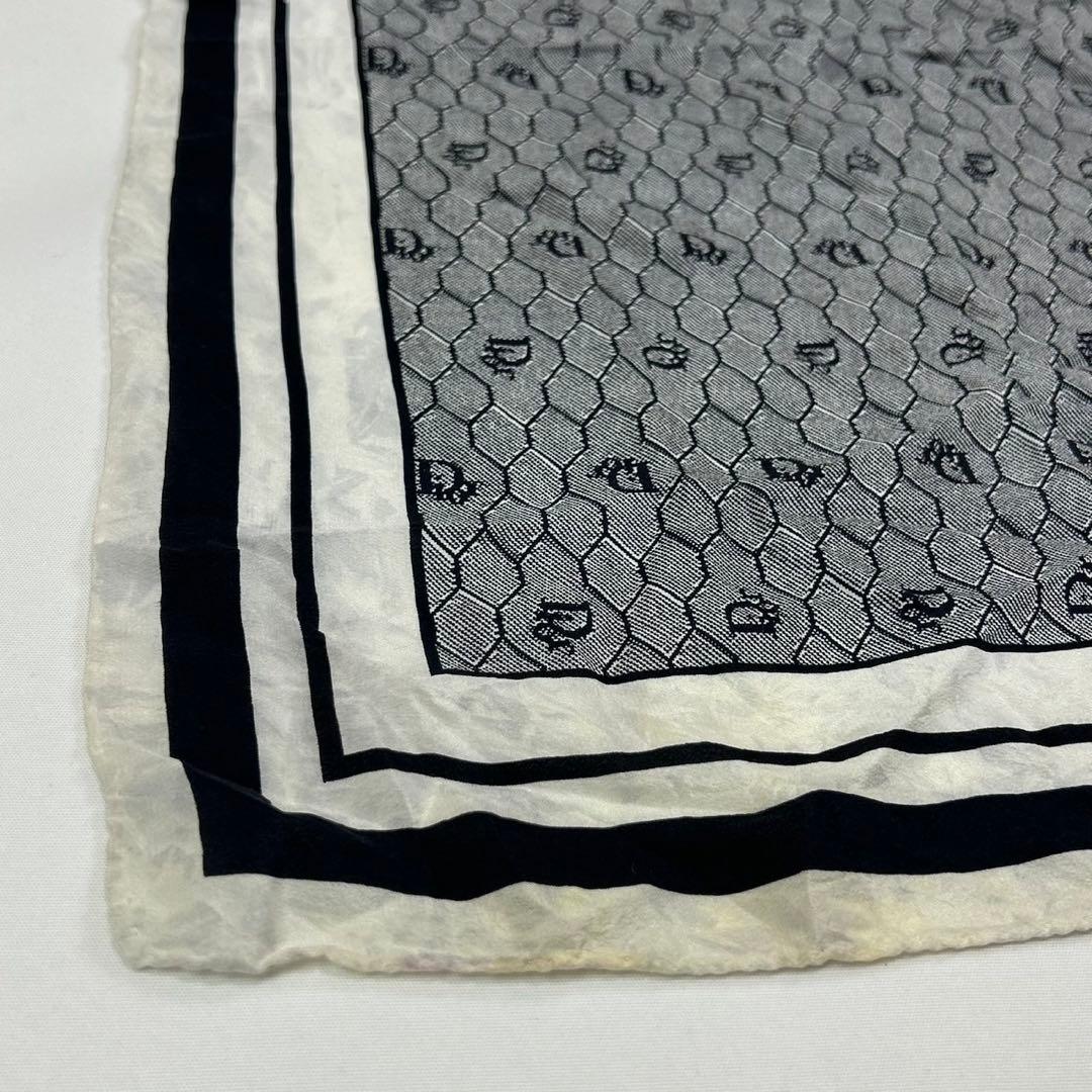 P762 Christian Dior 100% Silk Honeycomb Scarf for Women