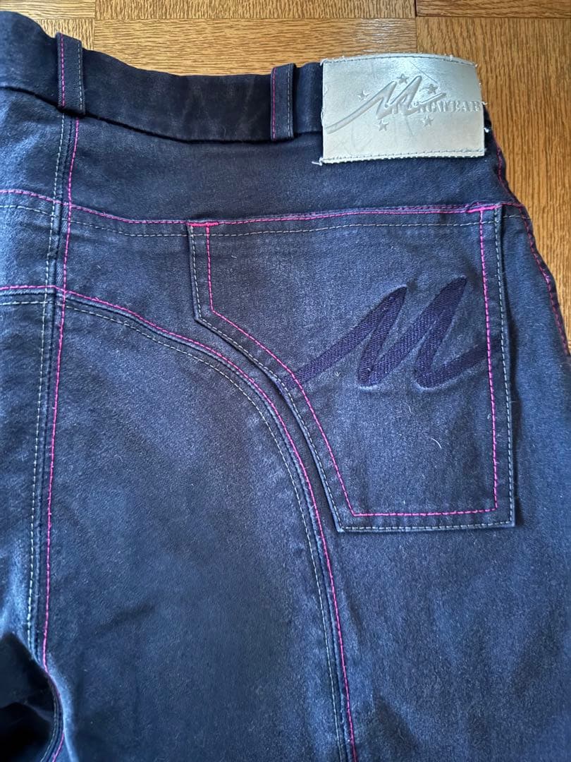 Riding breeches