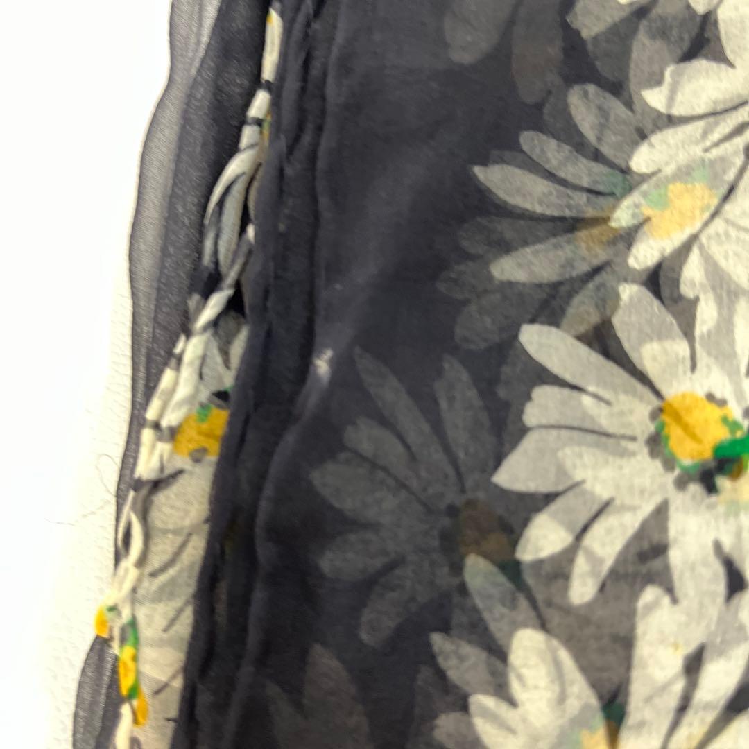 GUCCI Gucci Large Scarf - Vintage - Price Reduced