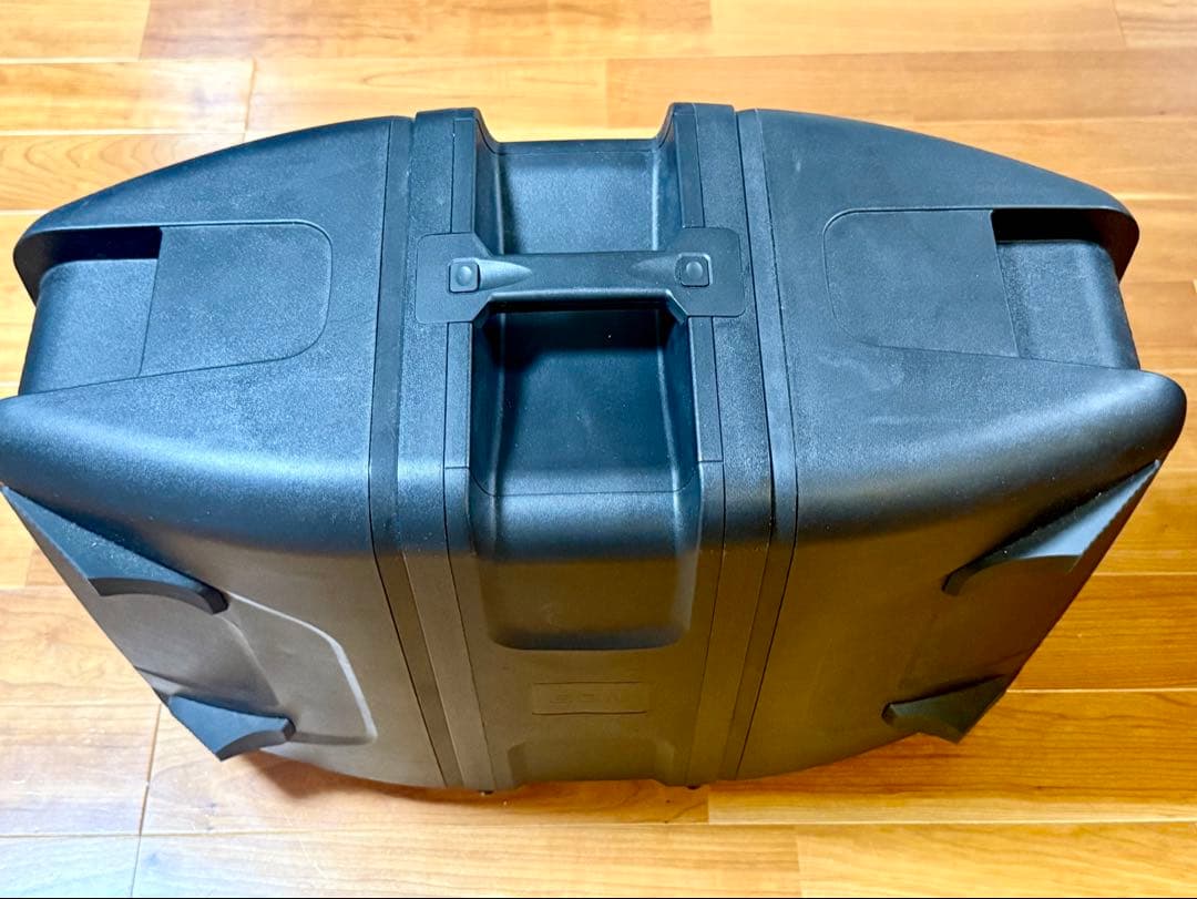 JBL EON208P + 2 Stands + Dedicated Bag + AKG Microphone