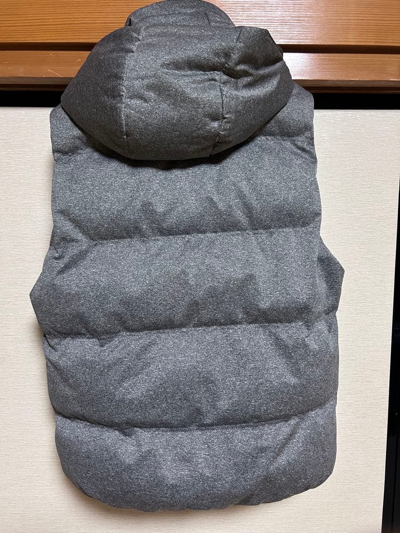 Hooded Down Vest, Gray