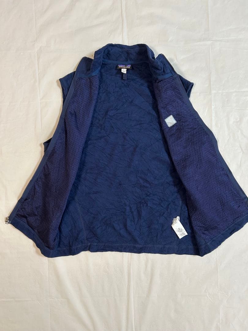 Patagonia Synchilla Vest with Chest Logo, L