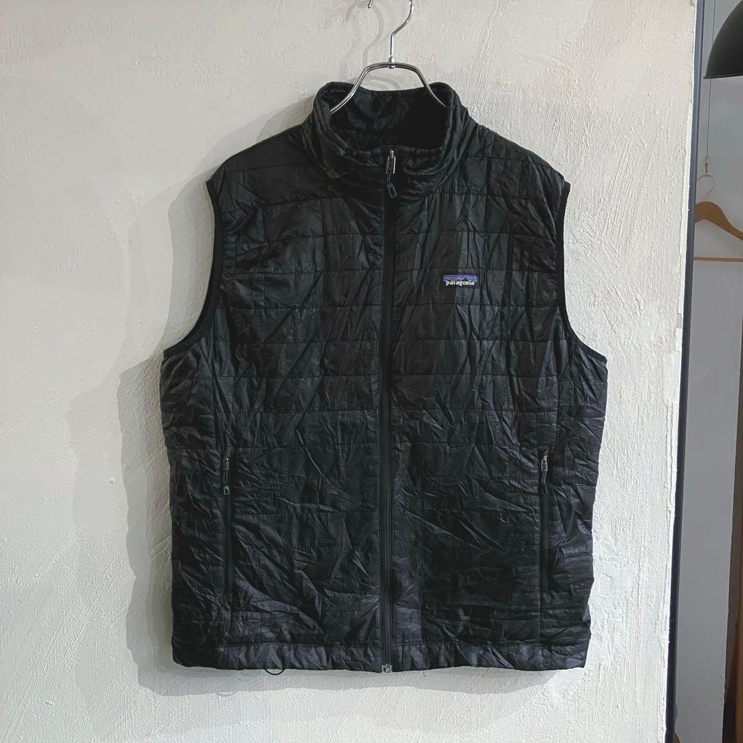 Excellent condition Patagonia Nano Puff Vest, Black, PrimaLoft, L