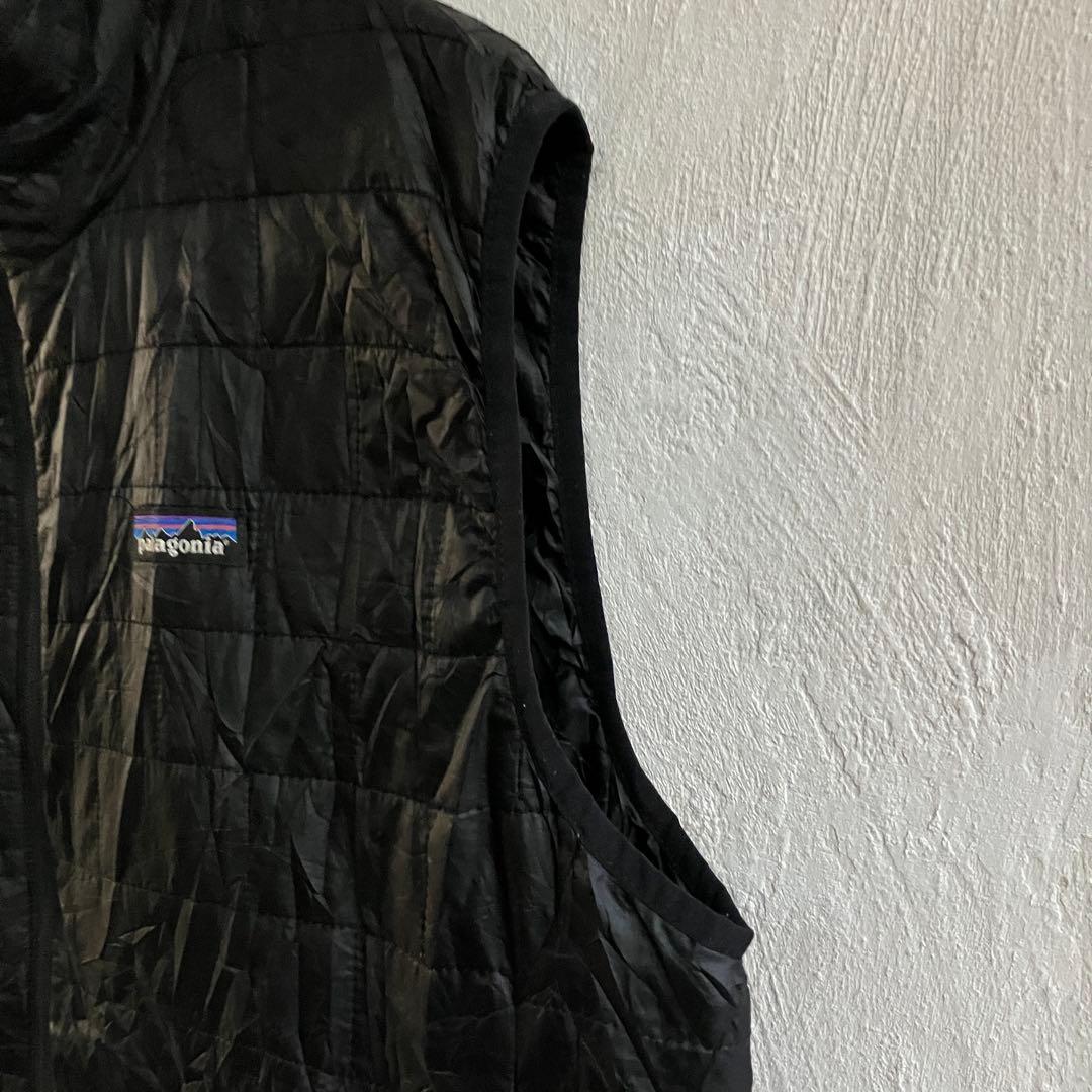Excellent condition Patagonia Nano Puff Vest, Black, PrimaLoft, L