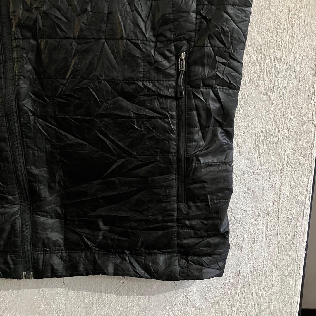 Excellent condition Patagonia Nano Puff Vest, Black, PrimaLoft, L
