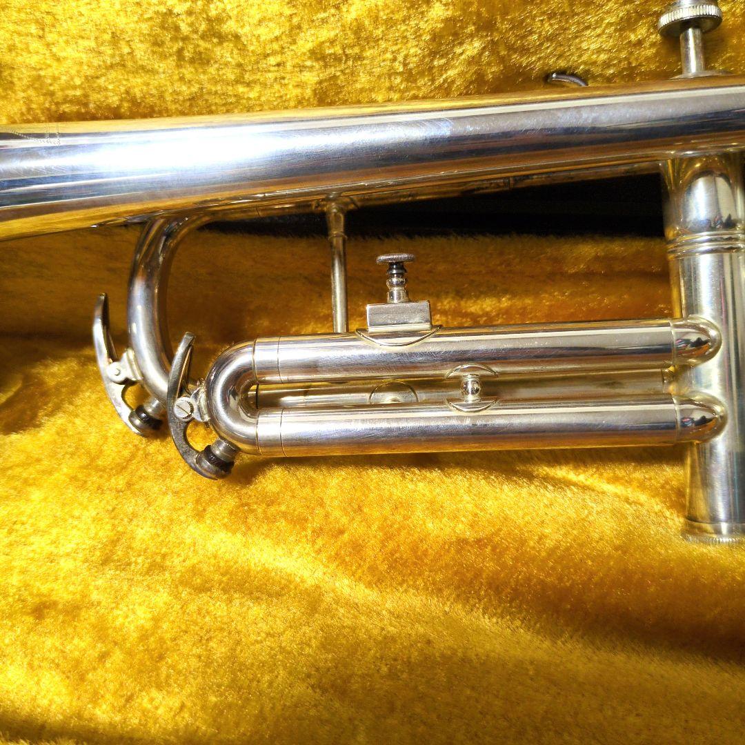 Savarez Trumpet Mouthpiece with Hard Case