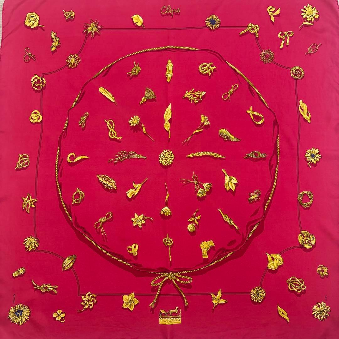 Beautiful condition, Hermes, Carre 90 silk scarf, floral pattern