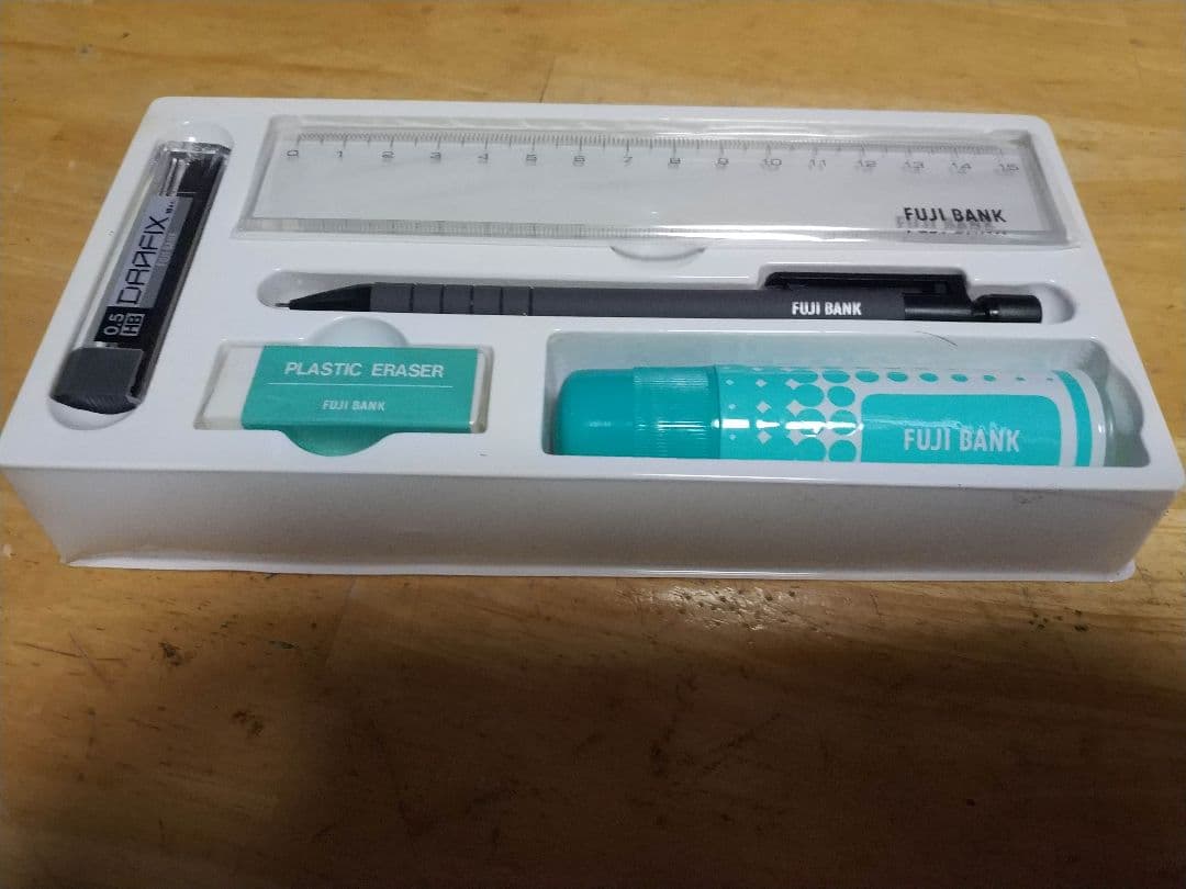 To Ch*ne-sama: Vintage commemorative item: Fuji Bank stationery with logo